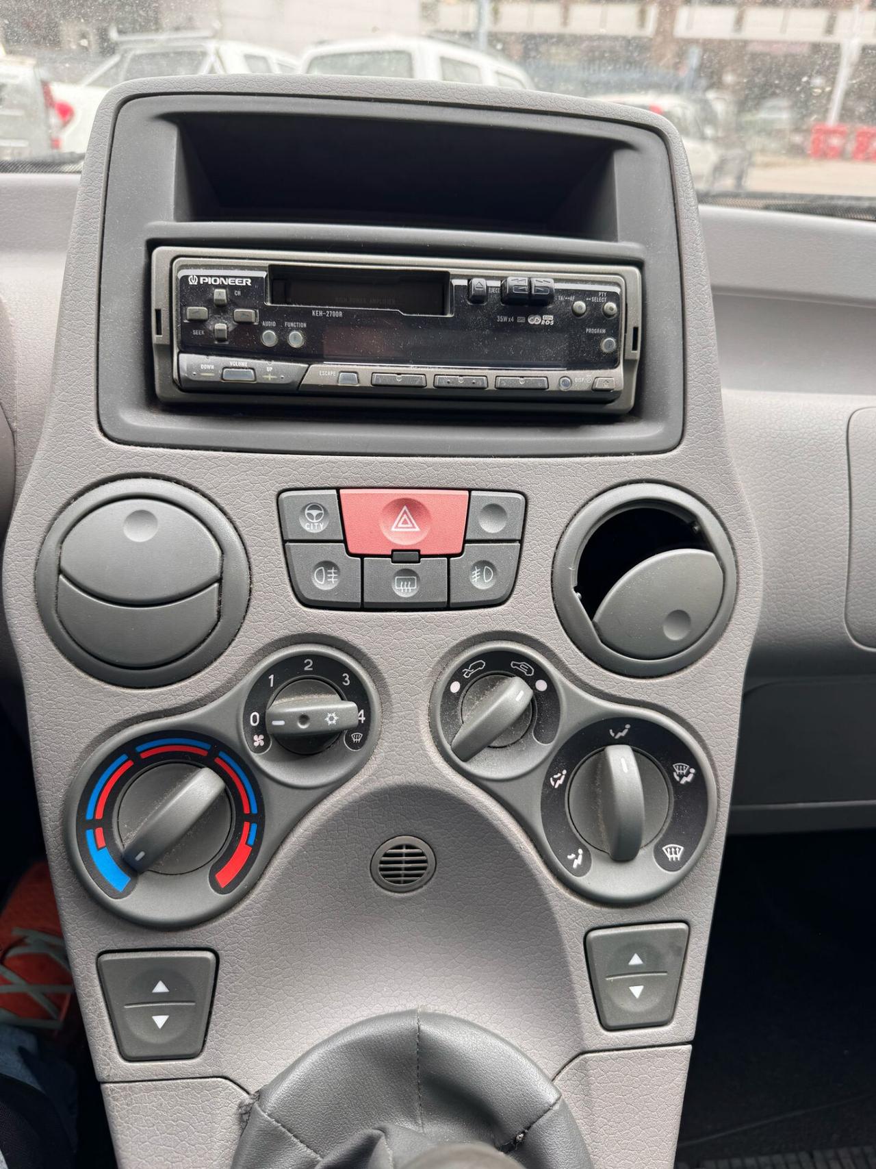 Fiat Punto 1.2 5 porte Active BENZINA ARIA CONDIZIONATA