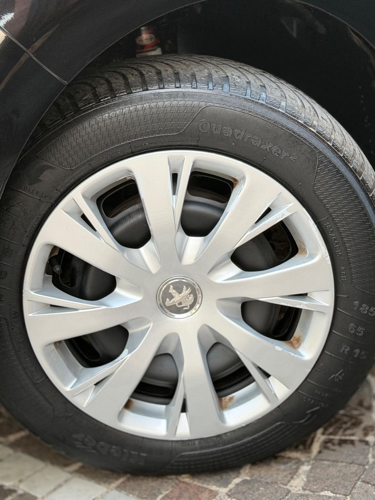 Peugeot 208 BlueHDI 75 CV Allure