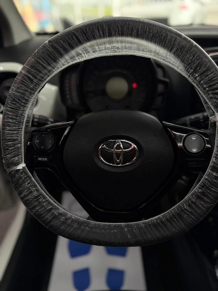 Toyota Aygo 1.0 Benzina CABRIO x-wave 2015