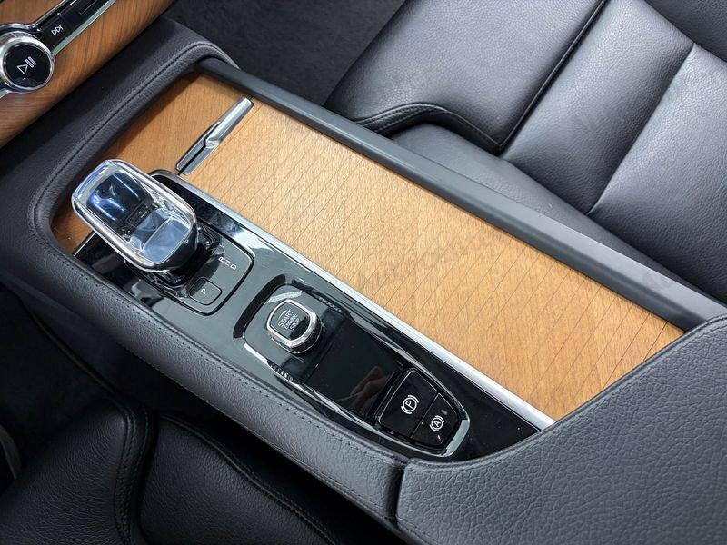 Volvo XC90 B5 (bz) 250CV AWD GEARTRONIC 7 POSTI INSCRIPTION