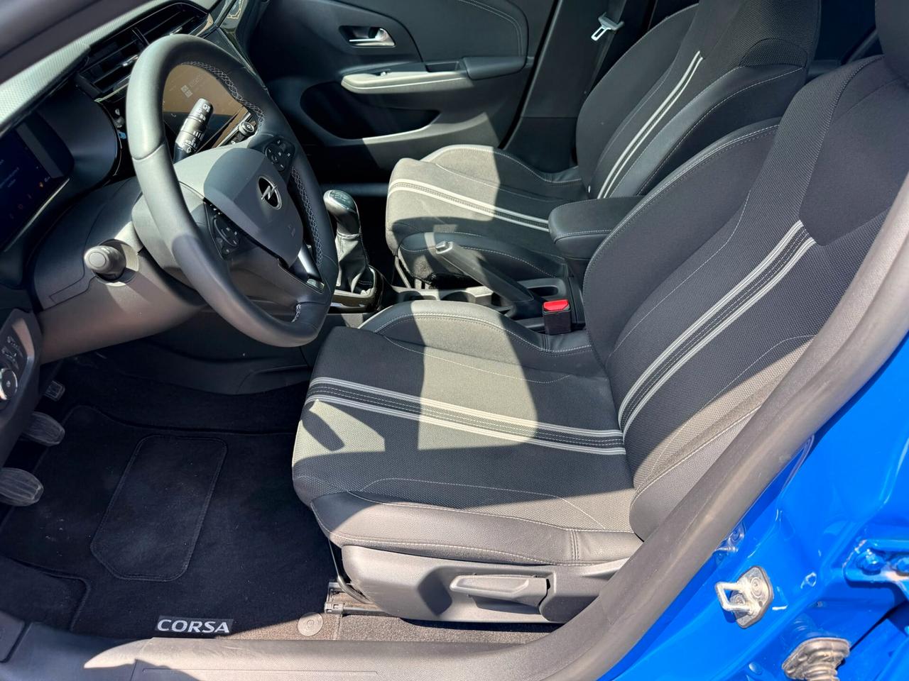 Opel Corsa 1.2 GS LINE