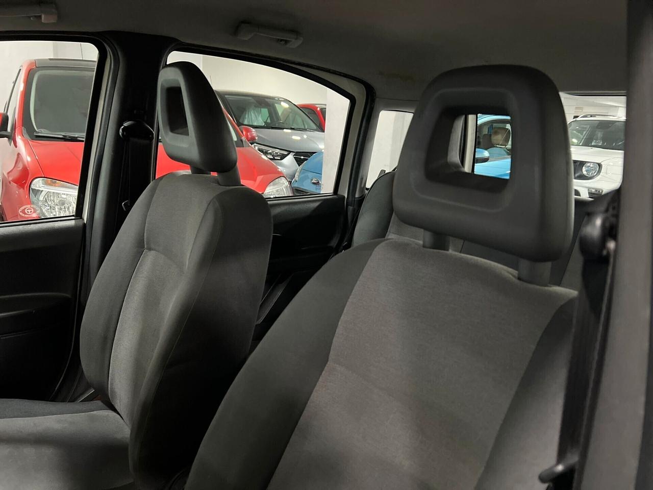 NUOVA FIAT PANDA EMOTION 1.2 BENZ/GPL 70CV EASYPOWER