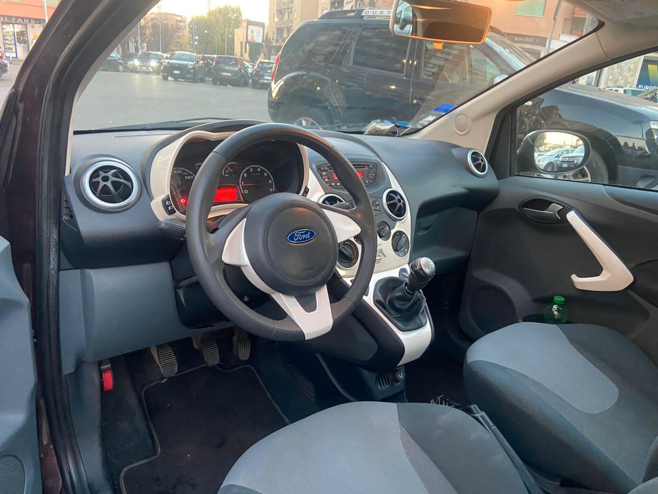 Ford Ka 1.2 8V 69CV Titanium