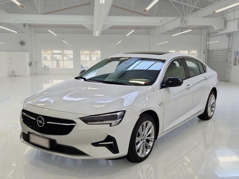OPEL INSIGNIA GRAND SPORT 2.0 CDTI BUSINESS ELEGANCE 174 CV AT8 5 PORTE BERLINA