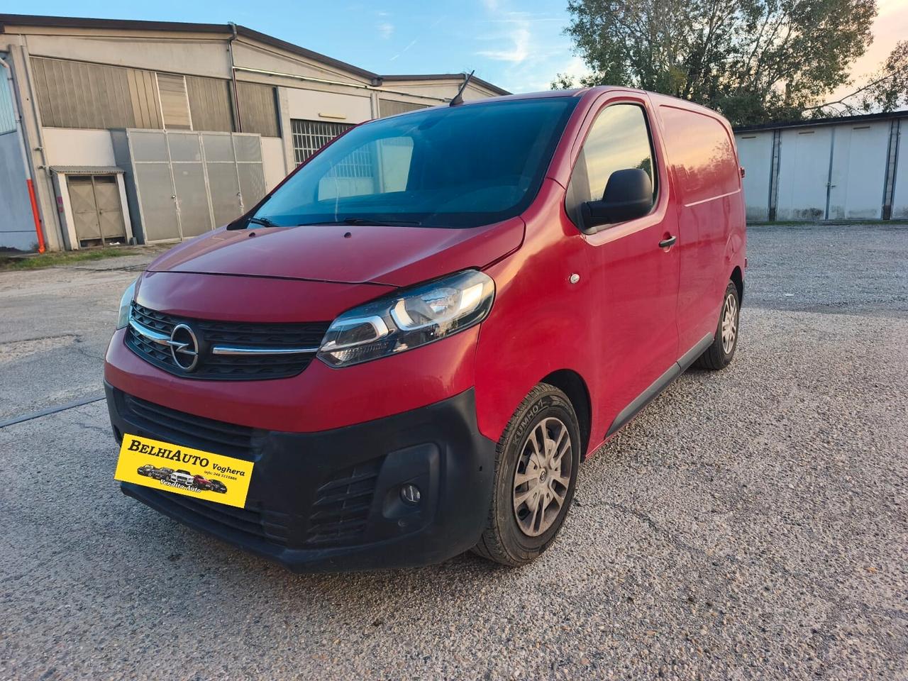 Opel Vivaro 2019---1.5 Diesel Autocarro