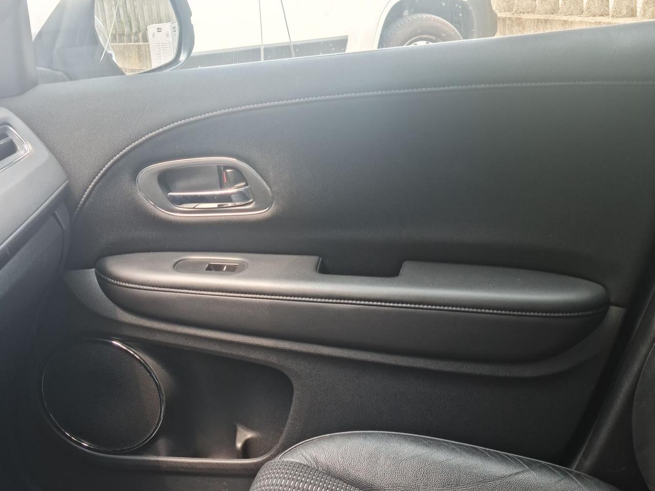 Honda HR-V EXECUTIVE NAVI ADAS #5922