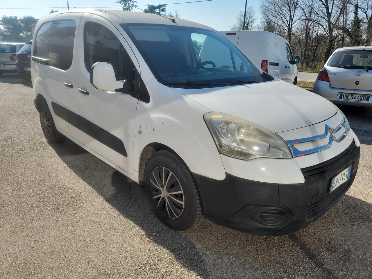 Citroen Berlingo autocarro 3 posti