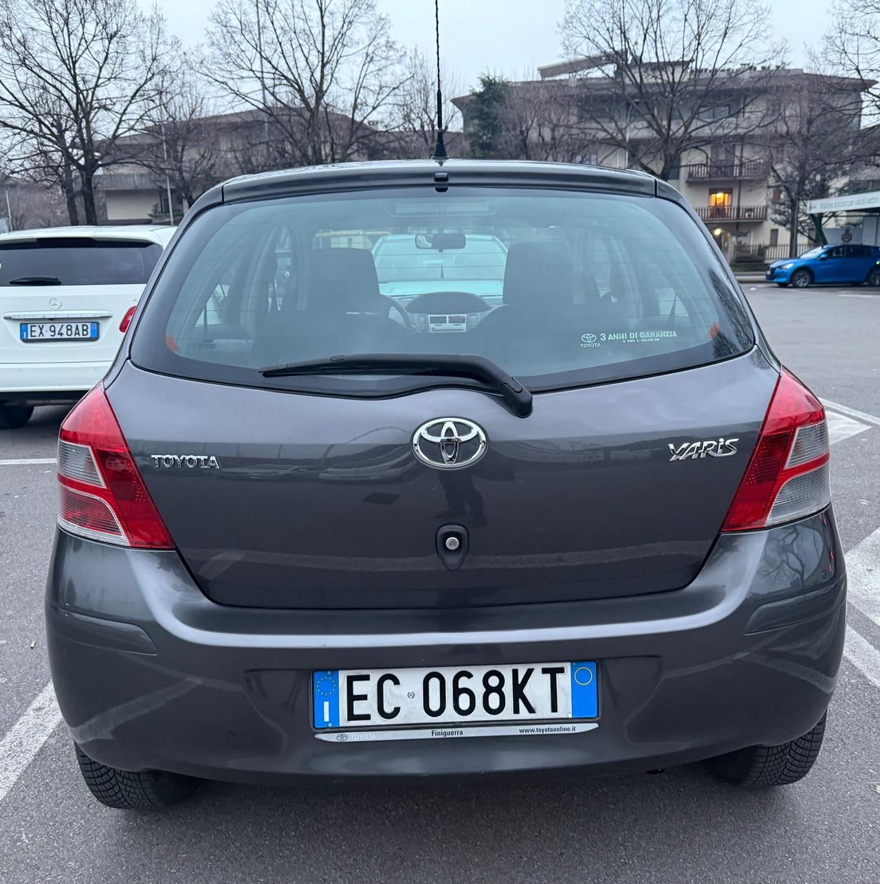Toyota Yaris 1.0 5 porte
