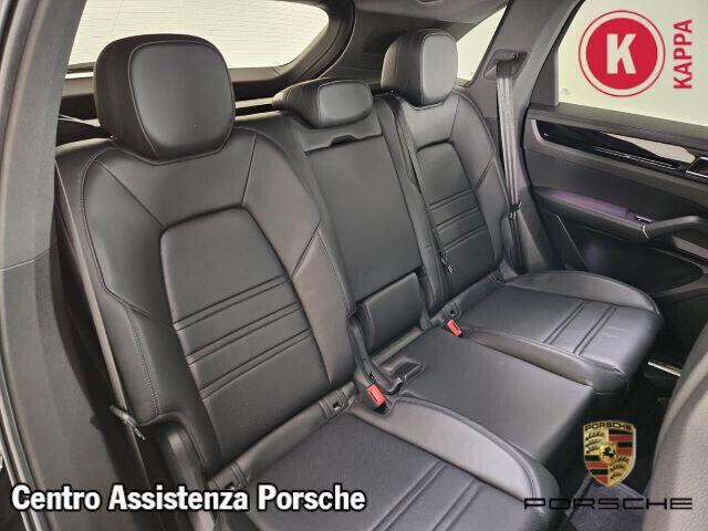 Porsche Cayenne 3.0 V6