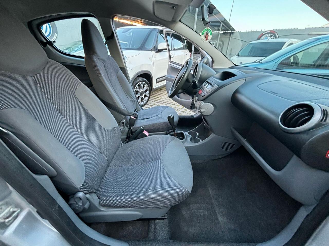 Peugeot 107 1.0 68CV 3p. Sweet Years