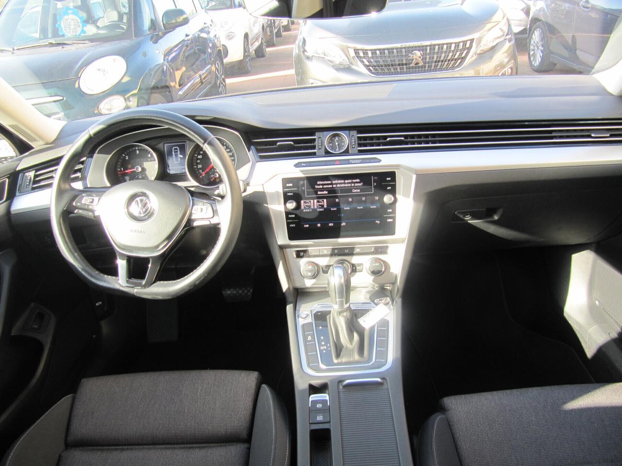 Volkswagen Passat Variant 1.6 TDI SCR DSG Business BMT - automatico