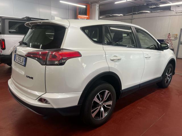 Toyota RAV 4 Rav4 IV Rav4 2.0 d-4d Lounge