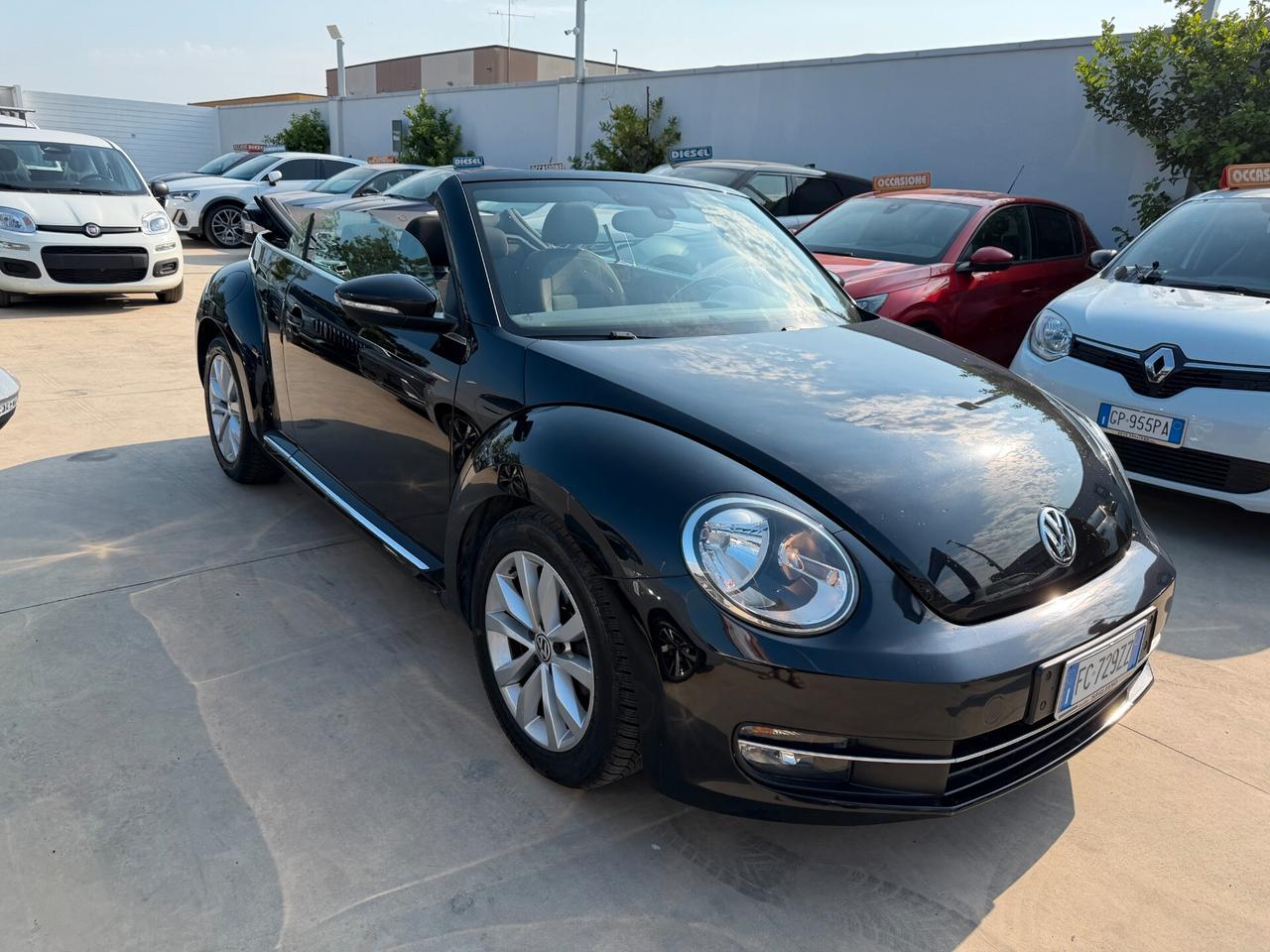 Volkswagen Maggiolino Cabrio 1.6 TDI Design