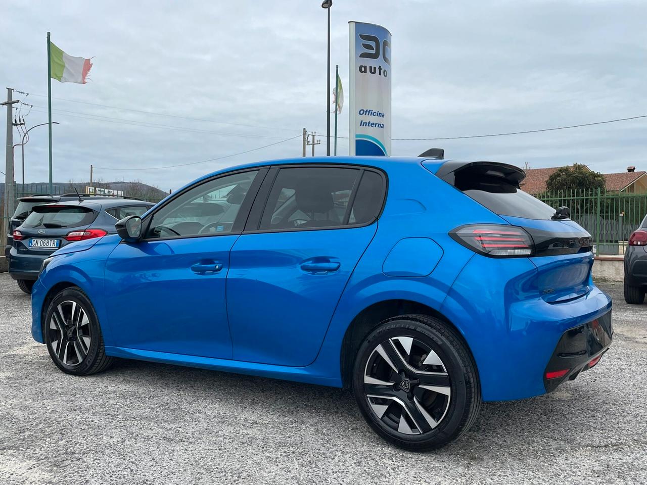 Peugeot 208 PureTech 100 Stop&Start 5 porte Allure