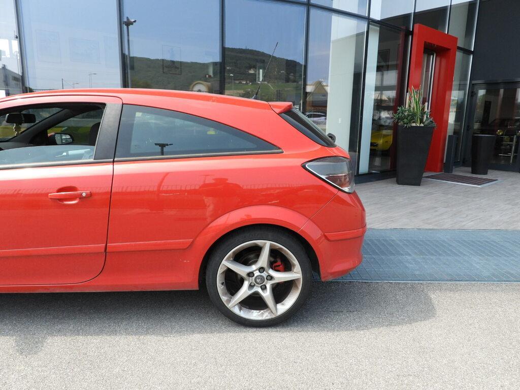 Opel Astra GTC 1.9 CDTI Cosmo