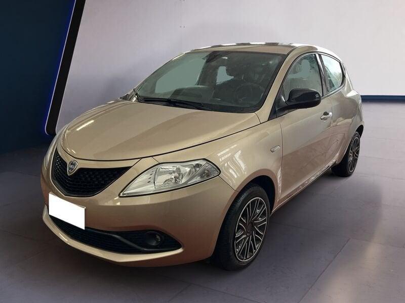 Lancia Ypsilon III 2015 1.0 hybrid Gold s&s 70cv