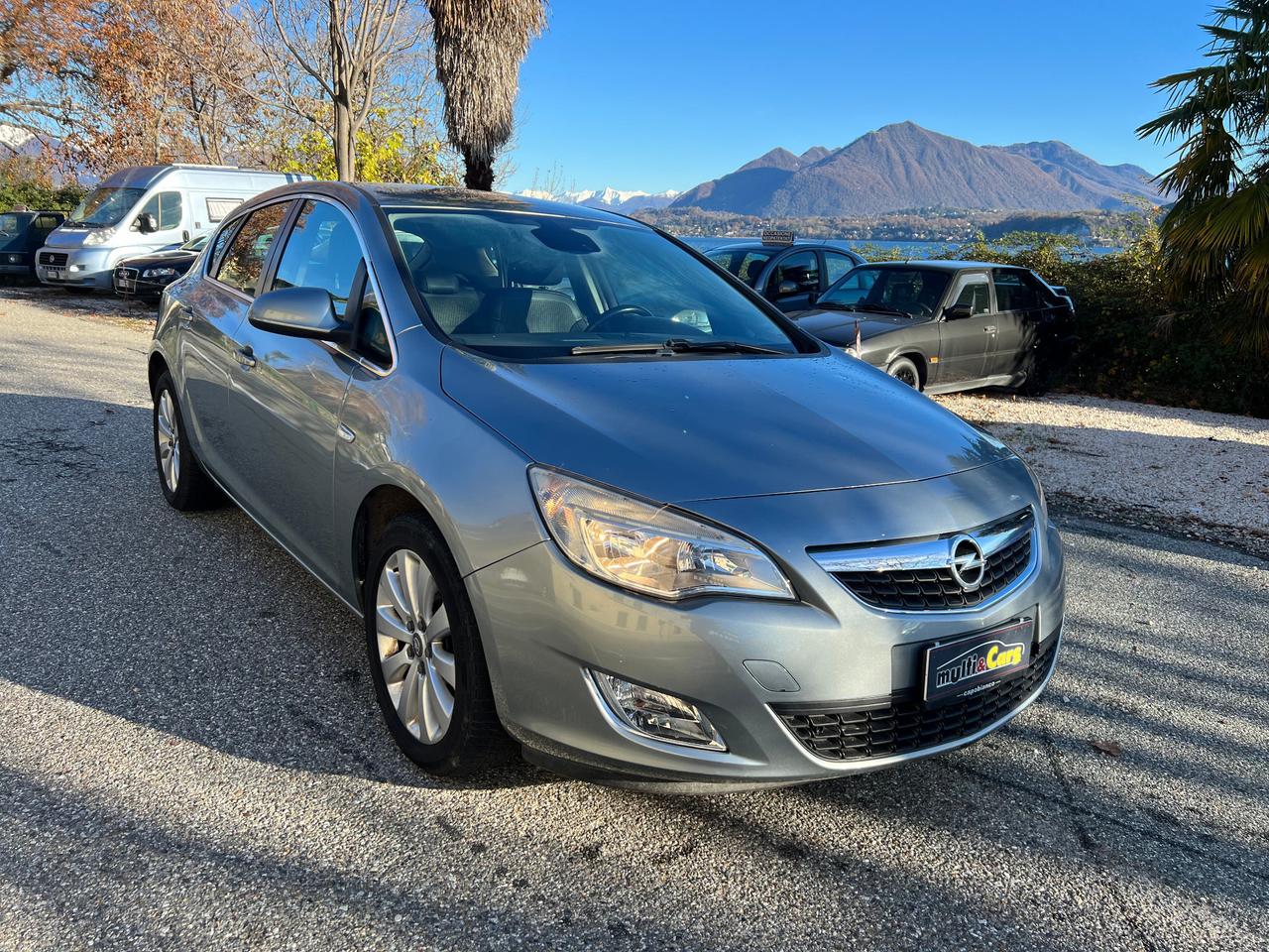 Opel Astra 1.7 CDTI 110CV 5 porte Cosmo