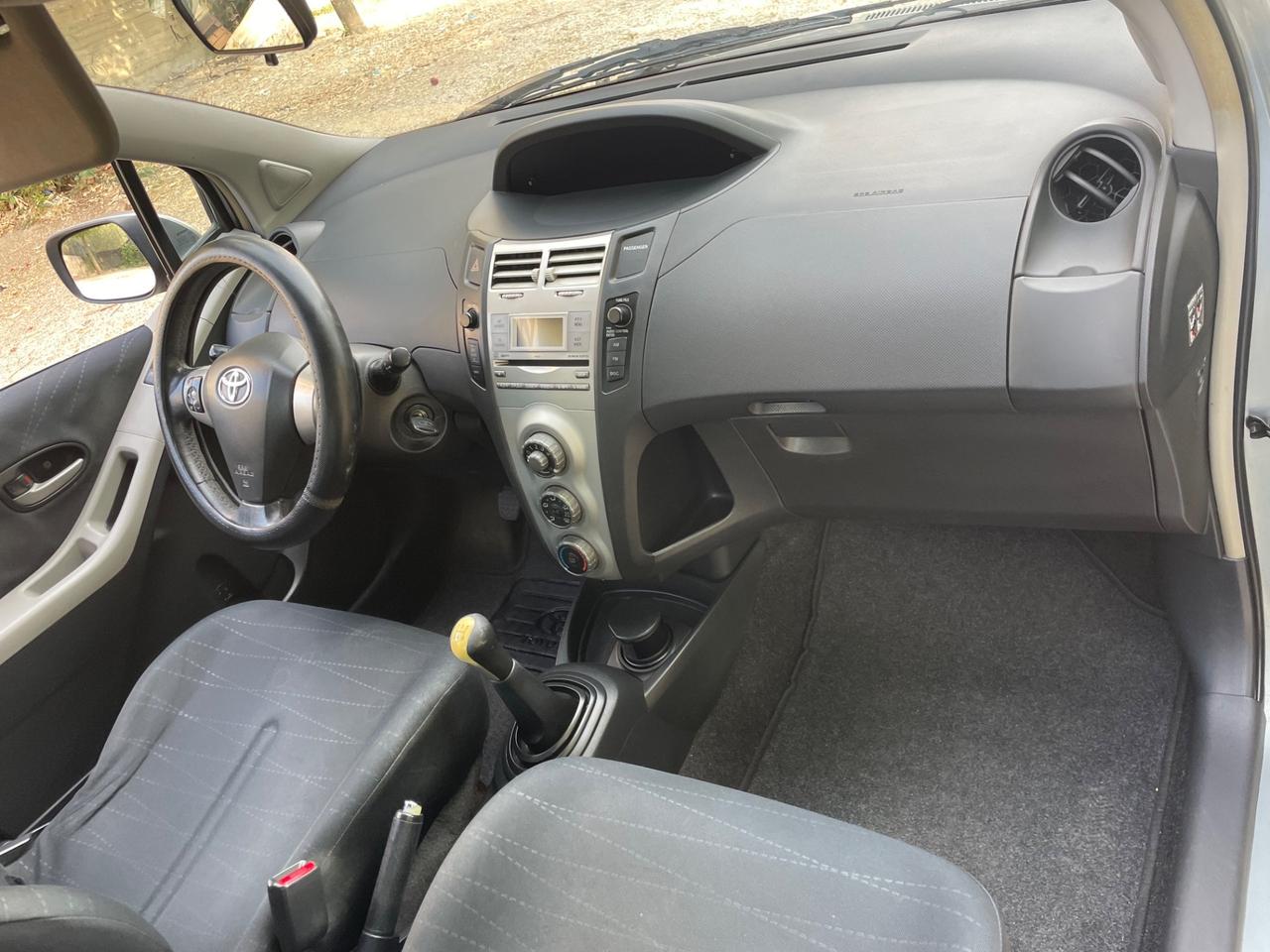 Toyota Yaris 1.4 D-4D 5 porte Sol