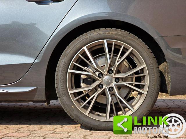 AUDI A4 Avant 40 TDI 190 CV S Tronic S Line Matrix