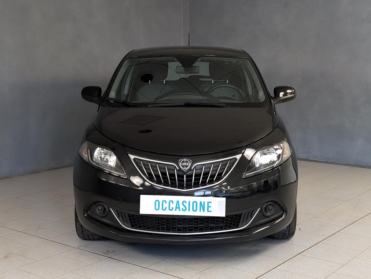 Lancia Ypsilon 1.0 Hybrid 70cv Silver