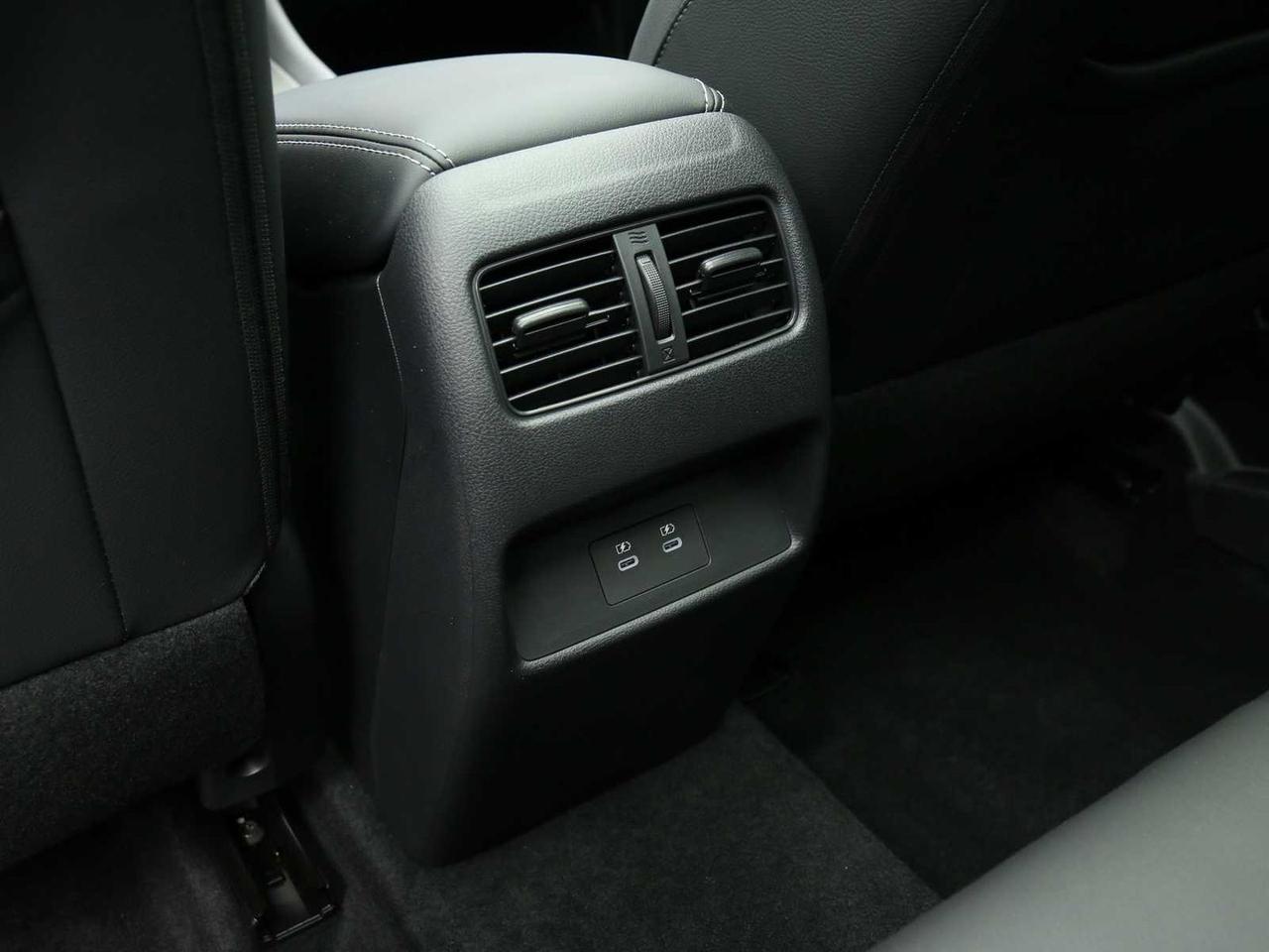 Nissan Qashqai Xtronic N-Connecta MHEV 158 #50123