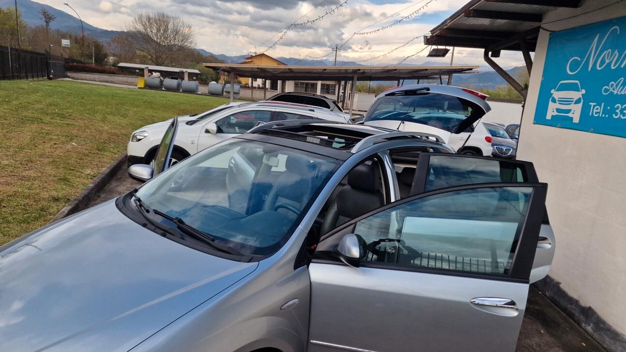 Fiat Croma 1.9 Multijet aut. Must "152.000 KM"