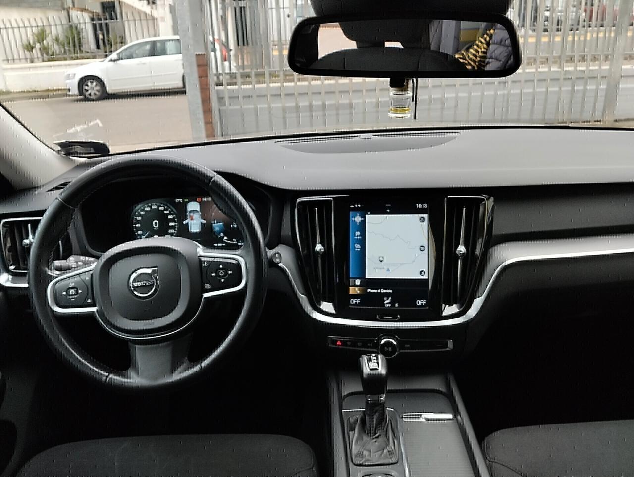 VOLVO V60 S.W. 2.0 TDI 150cv D3 Geartronic Business Plus