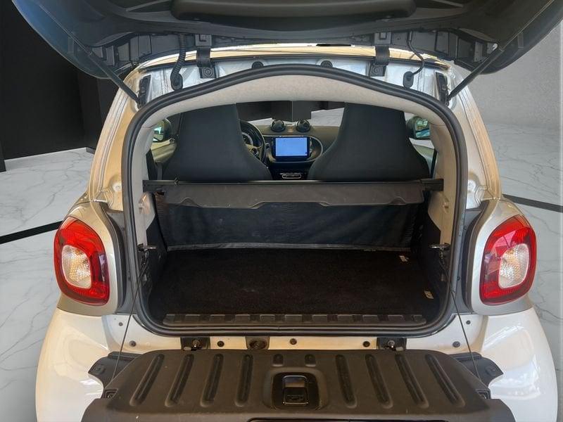 smart fortwo 70 Twinamic Passion