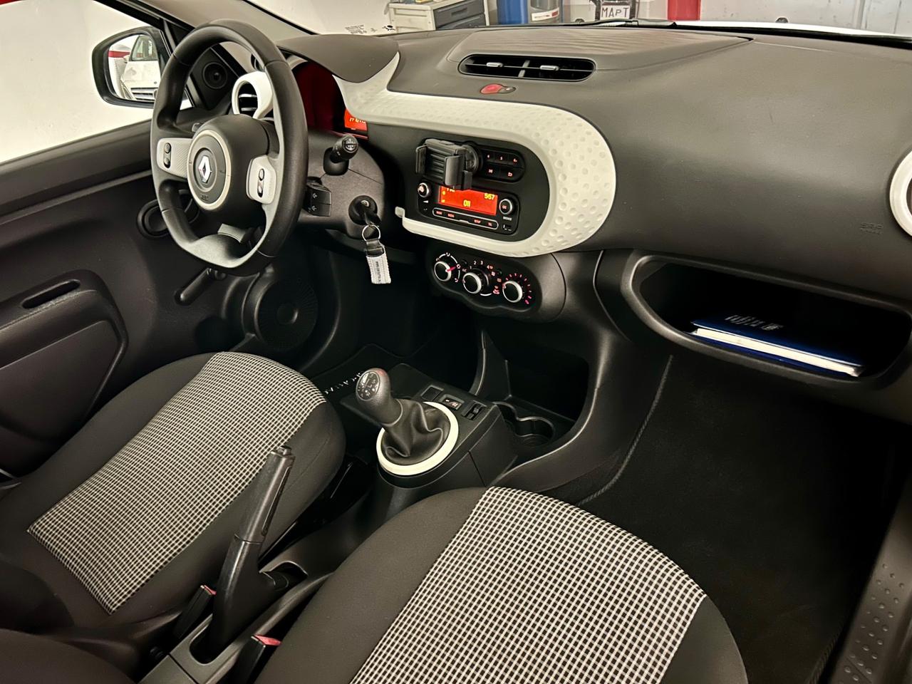 Renault Twingo SCe Lovely