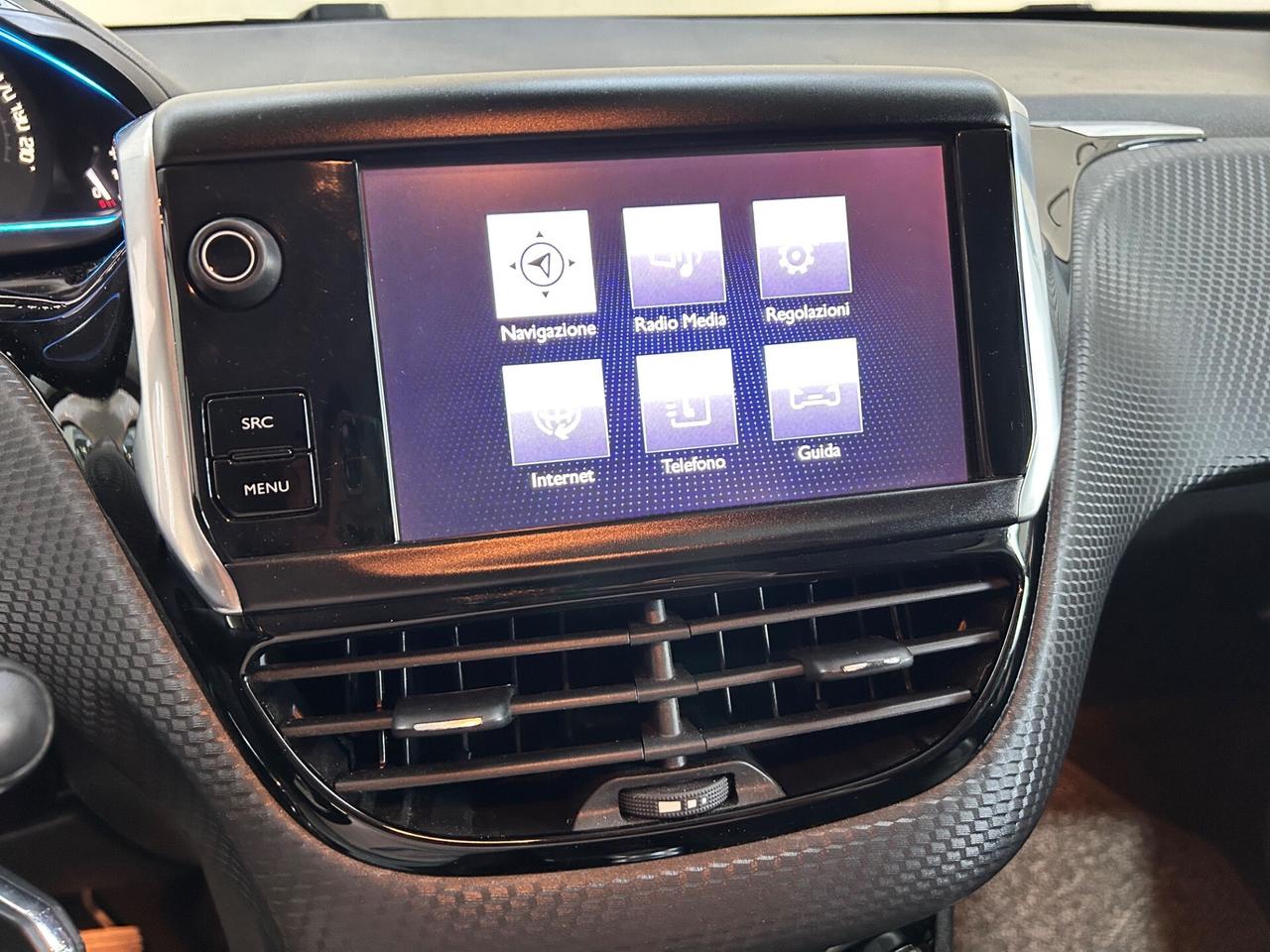 Peugeot 2008 BlueHDi 120 S&S Allure