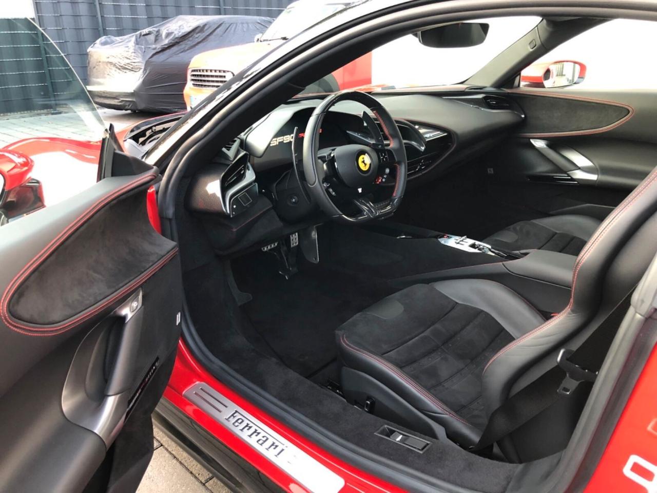 Ferrari SF90 Stradale