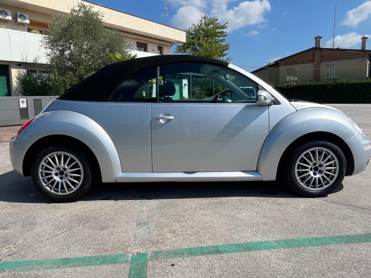 Volkswagen New Beetle 1.9 TDI 105CV Cabrio