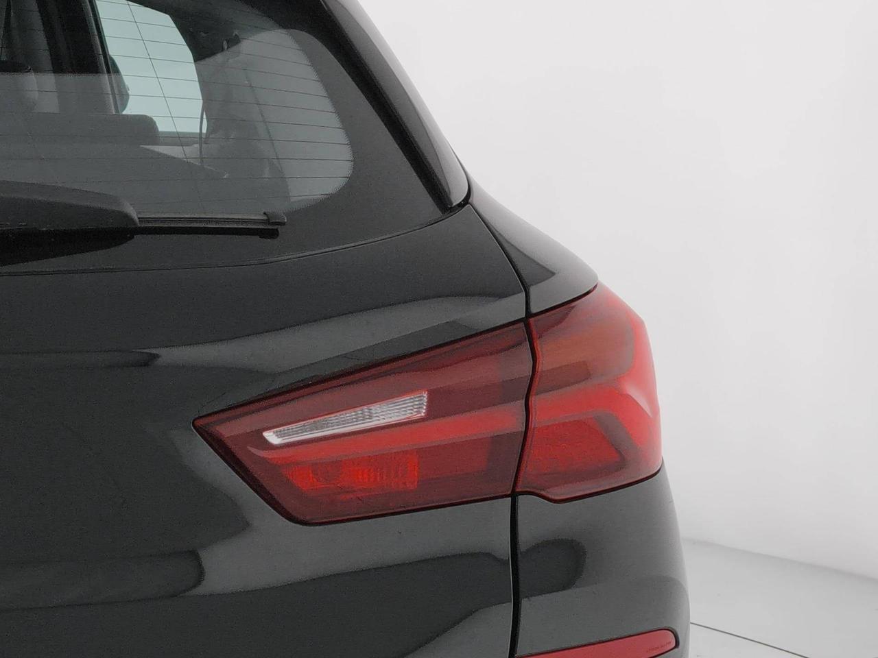 BMW X2 sDrive18i Advantage 136cv