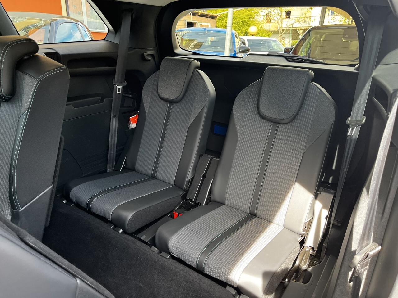 Peugeot 5008 BlueHDi 130 7 Posti EAT8 Allure Pack