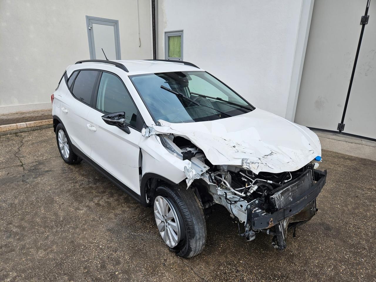 SEAT Arona 1.0 ecotsi FR 95cv INCIDENTATA