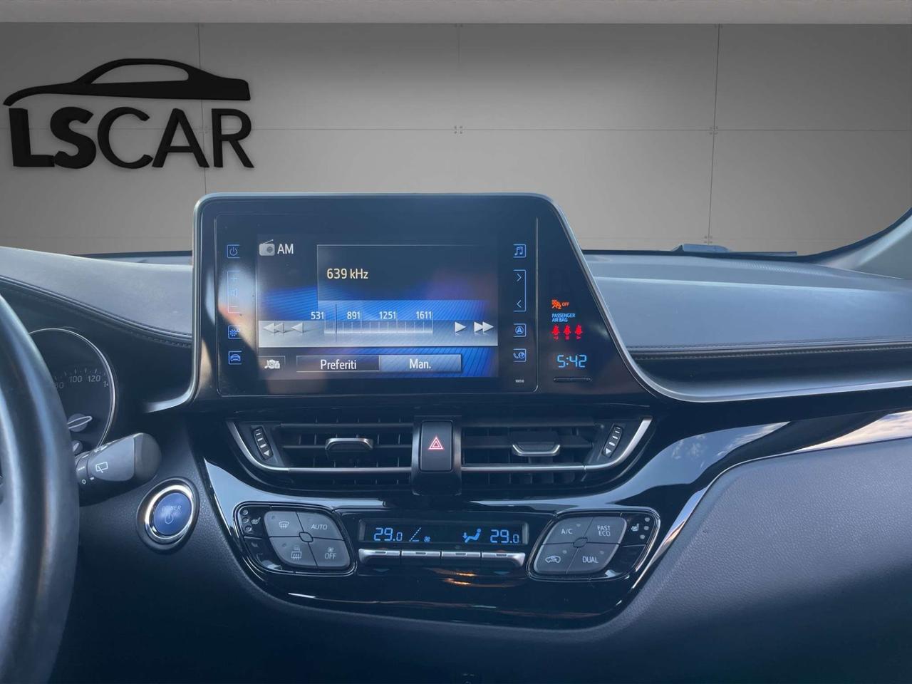 Toyota C-HR C-HR I 2018 1.8h Lounge - Promo Finanziamento