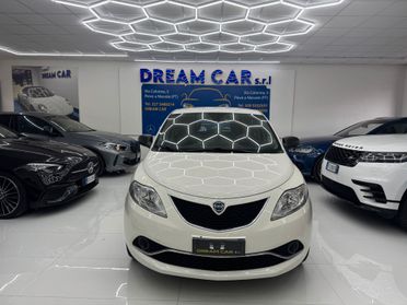 Lancia Ypsilon 1.2 69 CV 5 porte Platinum