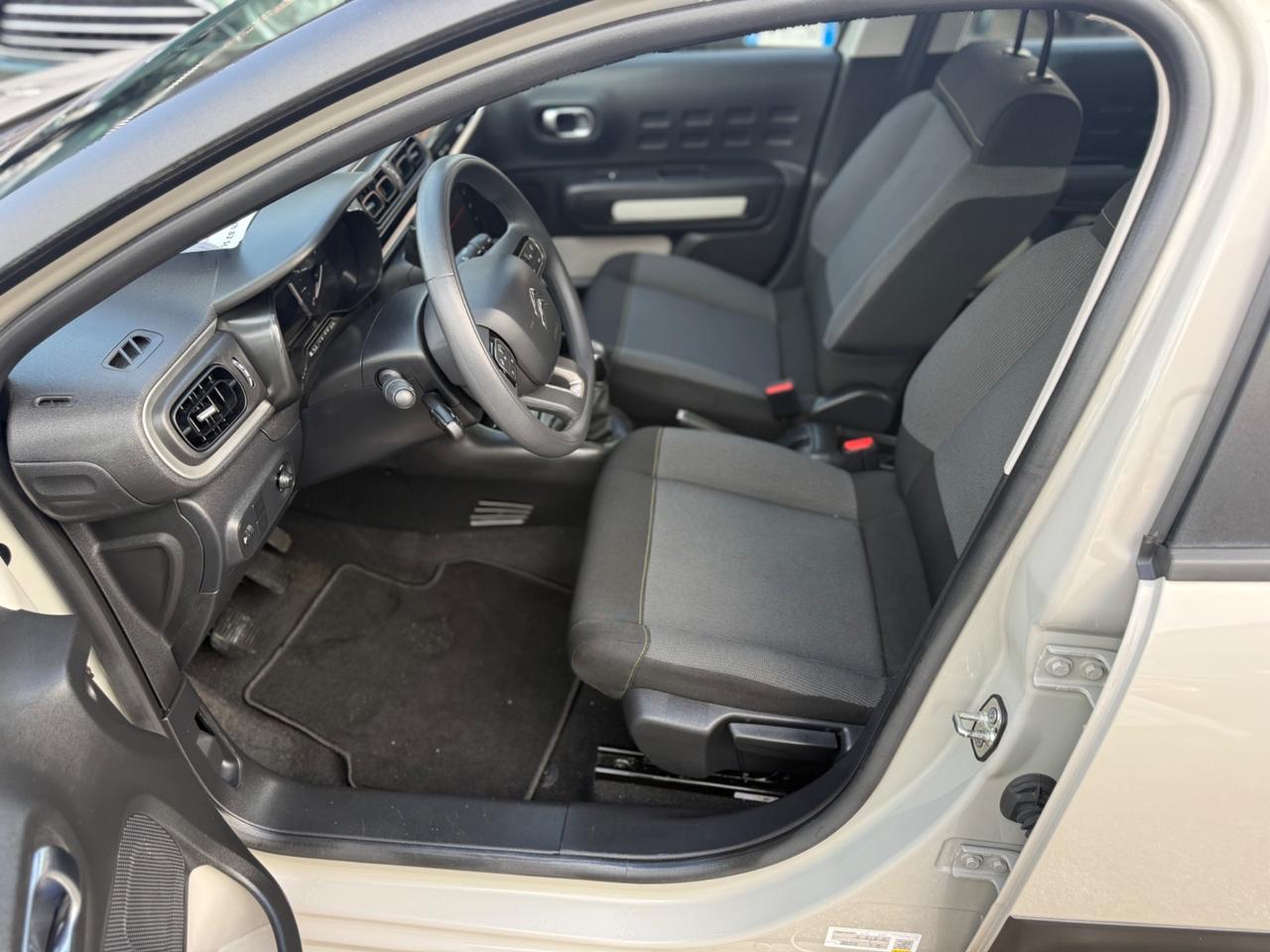 Citroen C3 PureTech 83 S&S Shine Pack 60.000 km