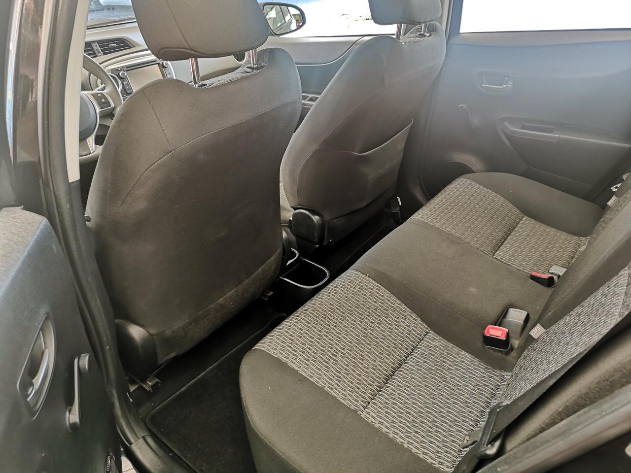 Toyota Yaris 1.0 5 porte Lounge