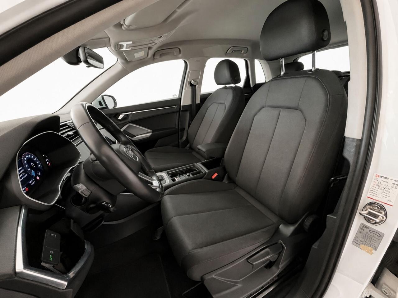 Audi Q3 35 TDI S tronic Business