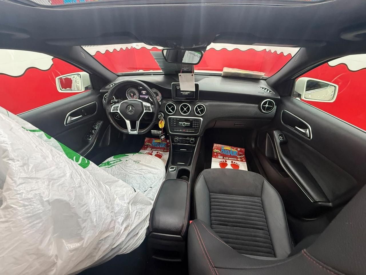 Mercedes-benz A 180 1.5 109cv Premium - 2014