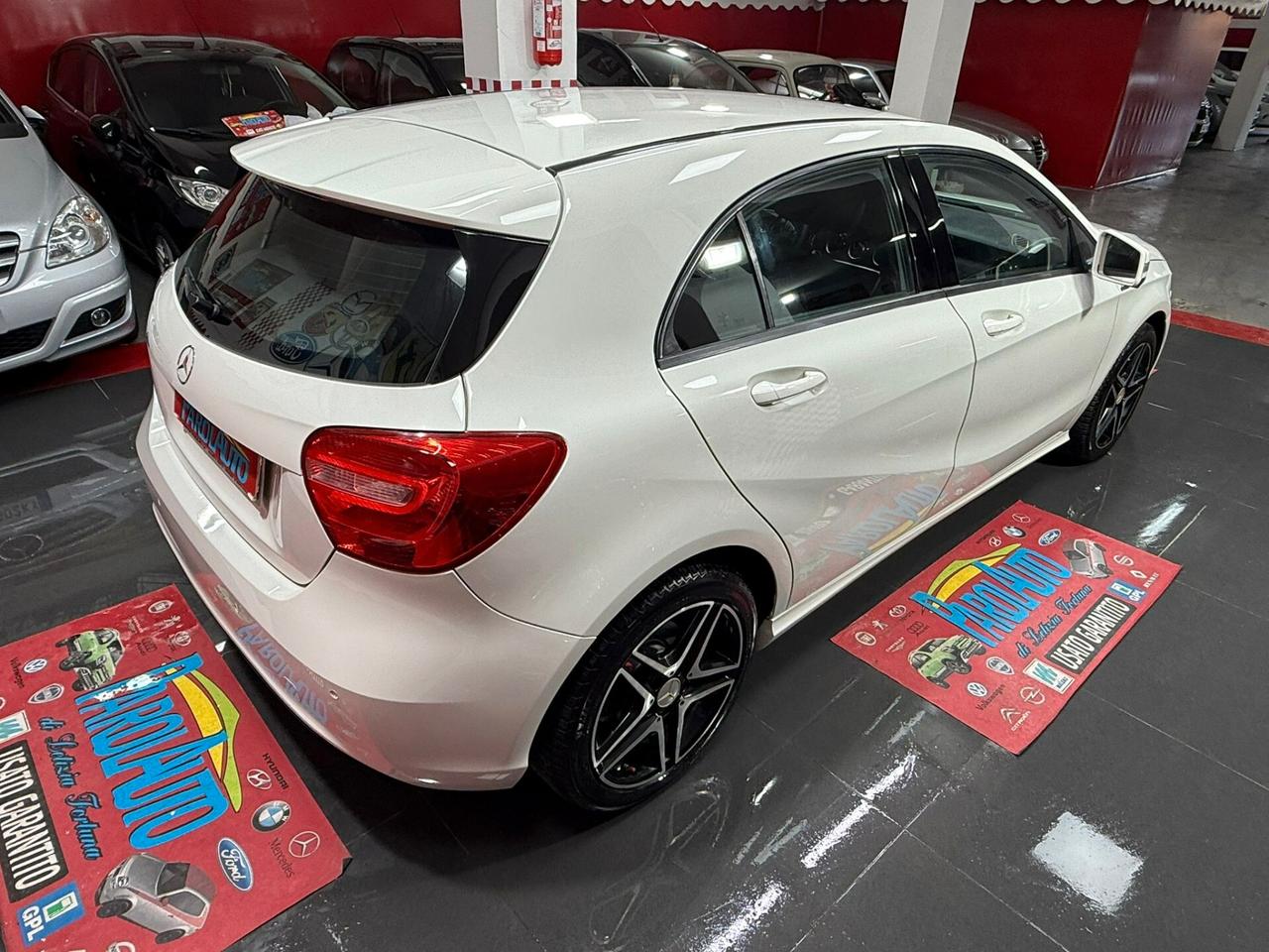Mercedes-benz A 180 CDI 1.5 109cv Sport - 2015
