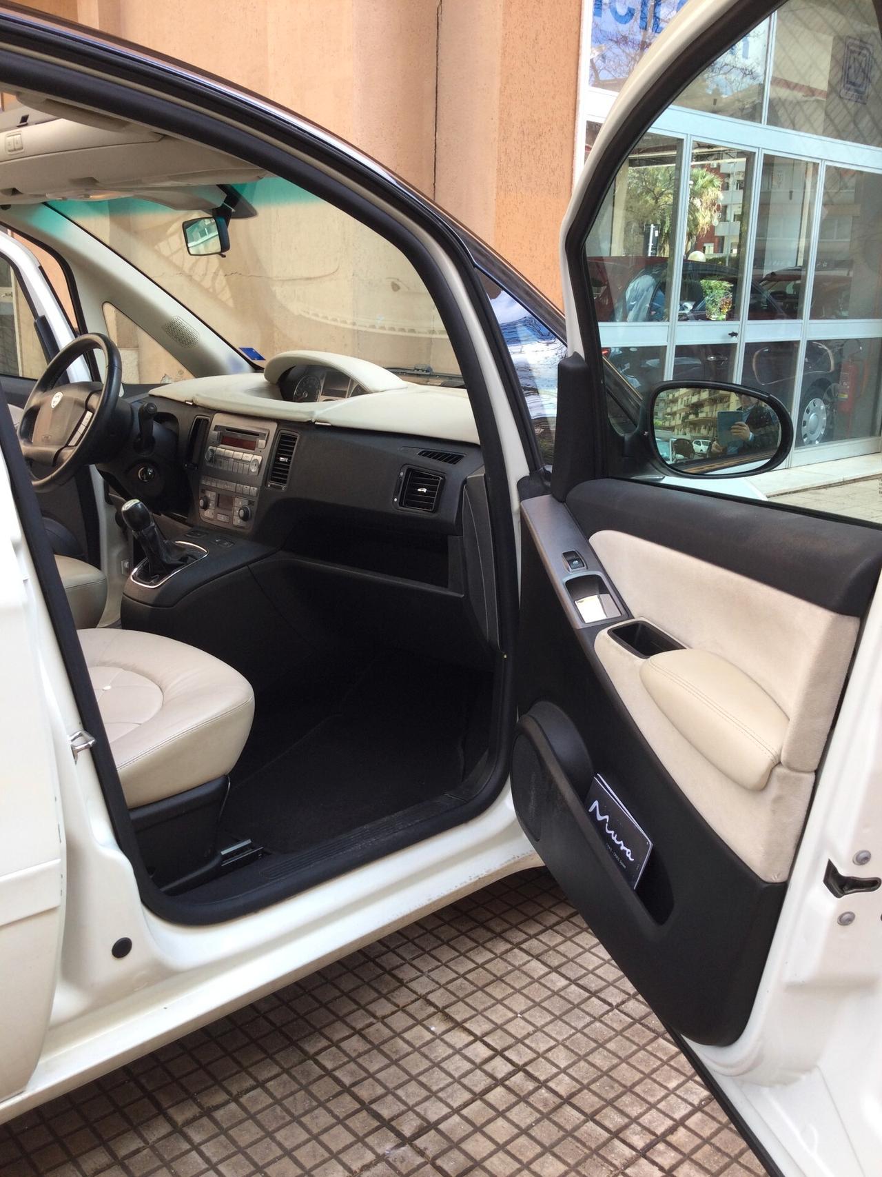 Lancia MUSA 1.3 Mjt 95 CV 5th Avenue