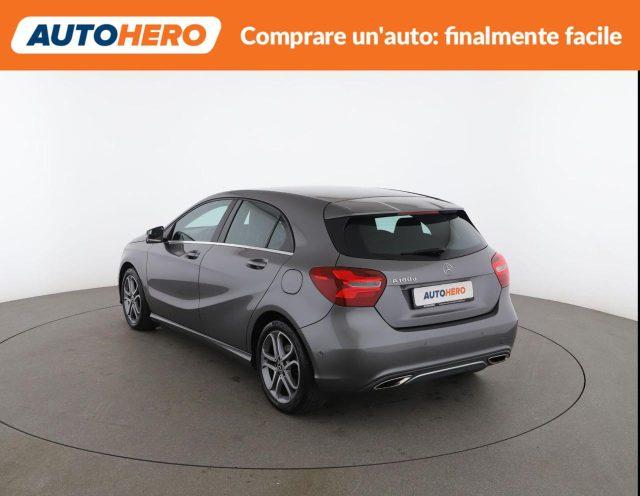 MERCEDES-BENZ A 180 d Sport