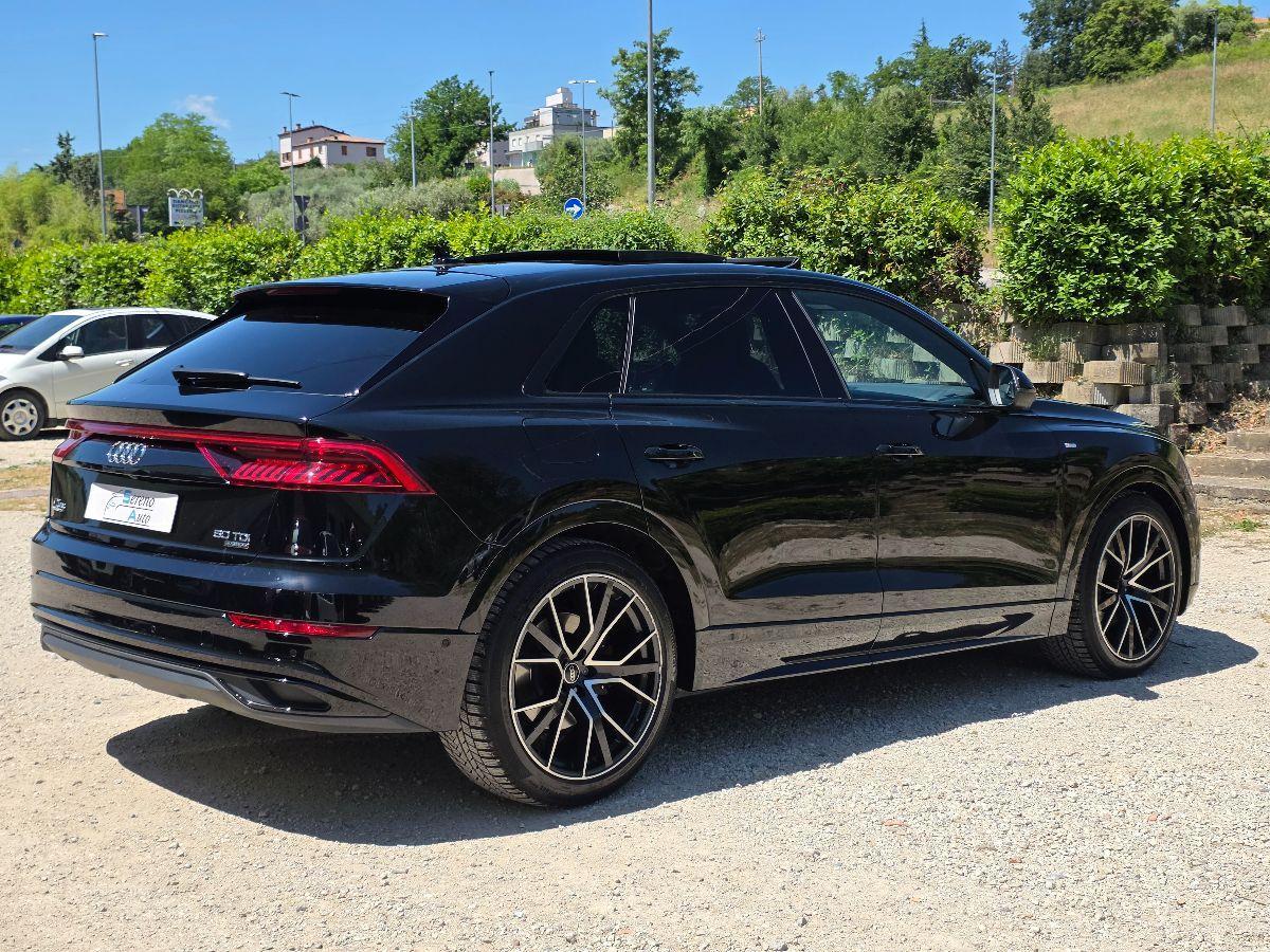 AUDI Q8 50TDI MHEV QUATTRO S-LINE TIPTRONIC