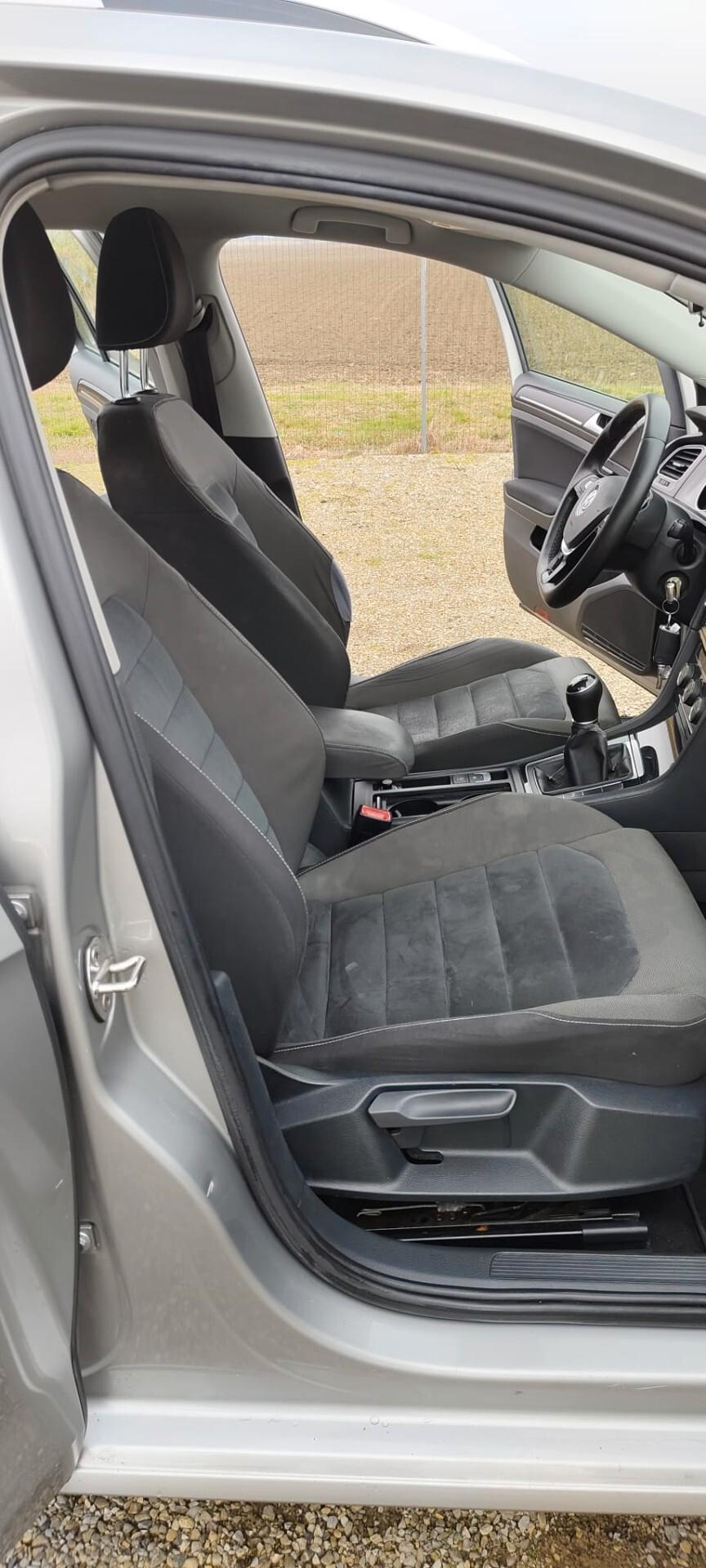 Volkswagen Golf Variant 1.4 TGI Executive 4 Free BlueMotion