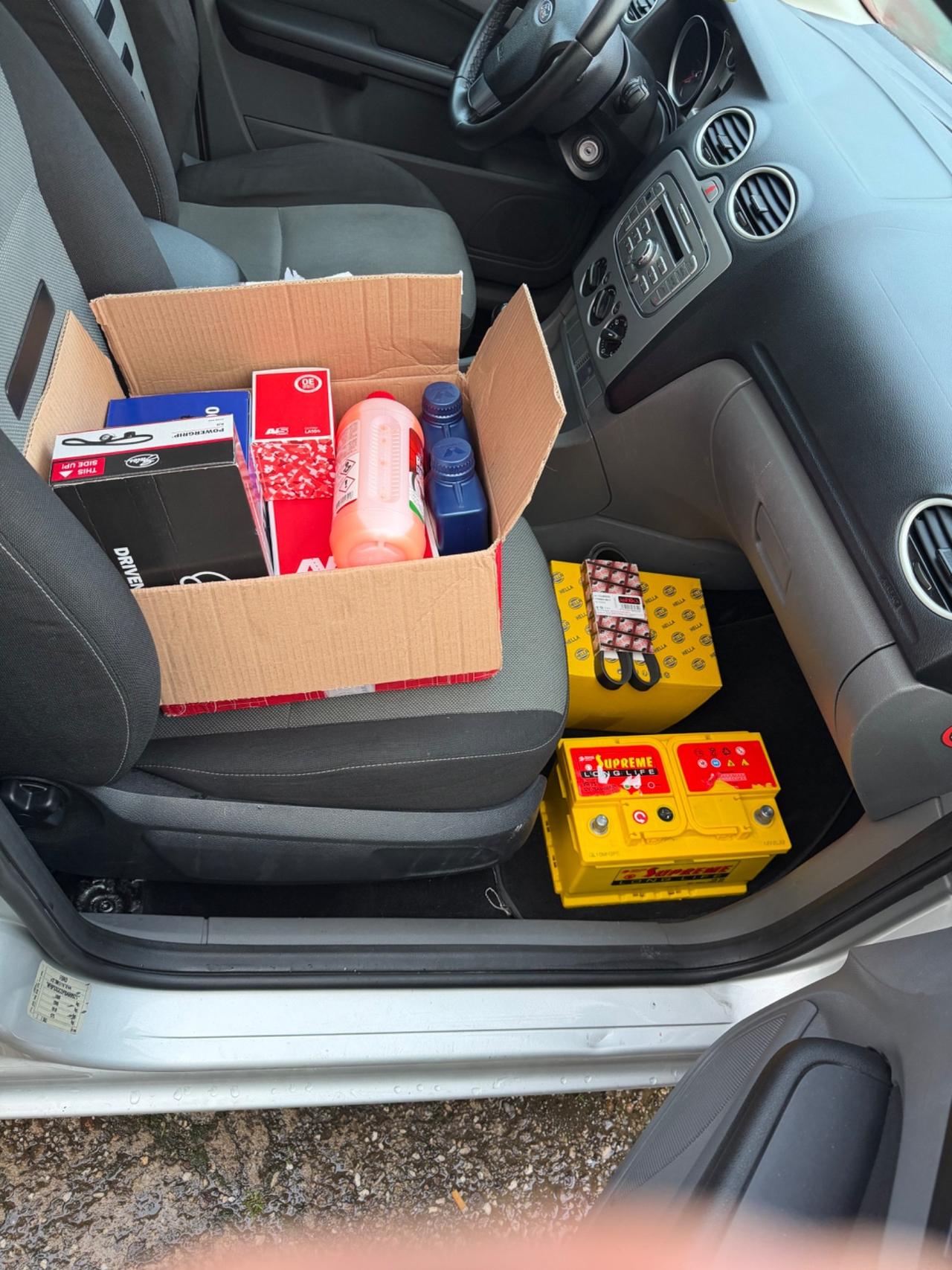 Ford Focus 1.6 TDCi (110CV) 5 porte dist nuova tagliando nuovo