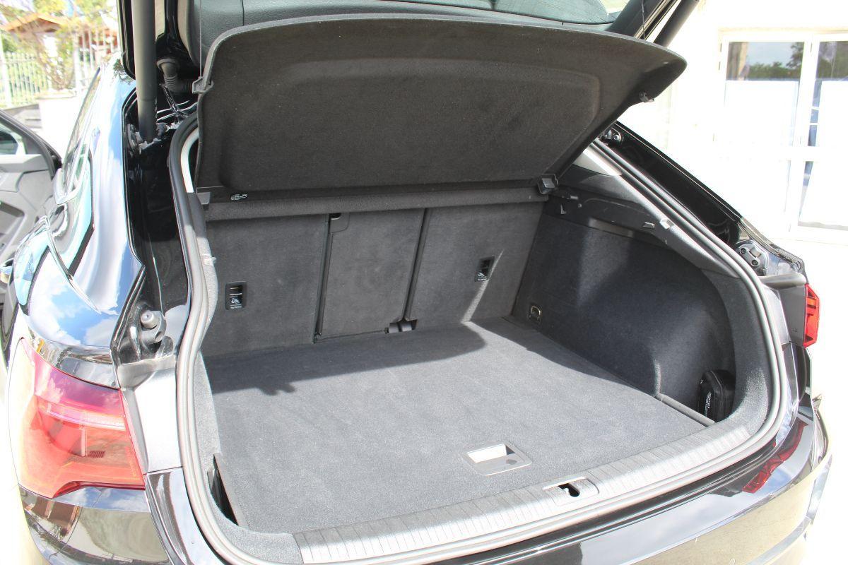 AUDI - Q3 Sportback - 35 TDI S Tronic Business Plus