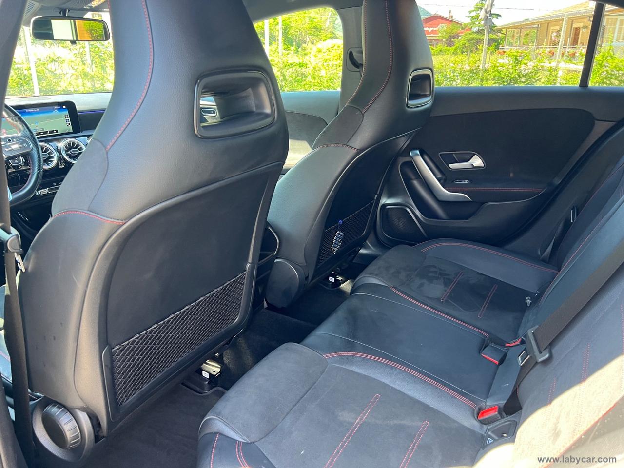 MERCEDES-BENZ A 200 d Automatic Premium