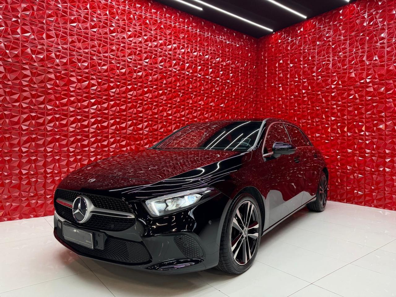 Mercedes-benz A 180 Automatic Premium OK NEOPATENTATI